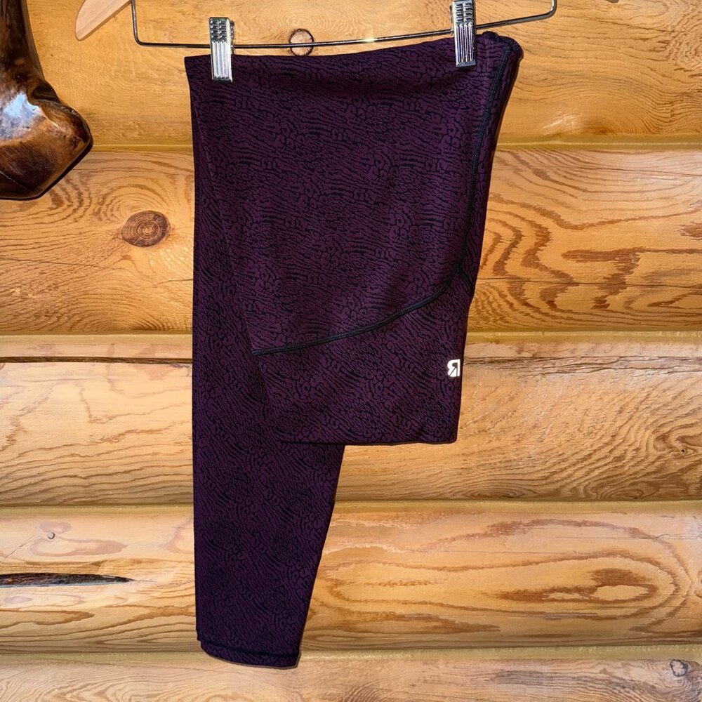 BuffBunny Evolve Leggings in Purple & Black Jacquard Print